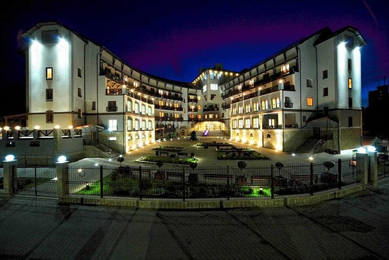 Hotel "Chale Graal" view